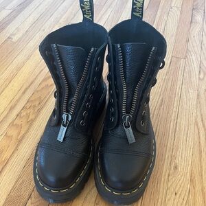 Dr Martens Sinclair Milled Nappa Leather Platform Boots